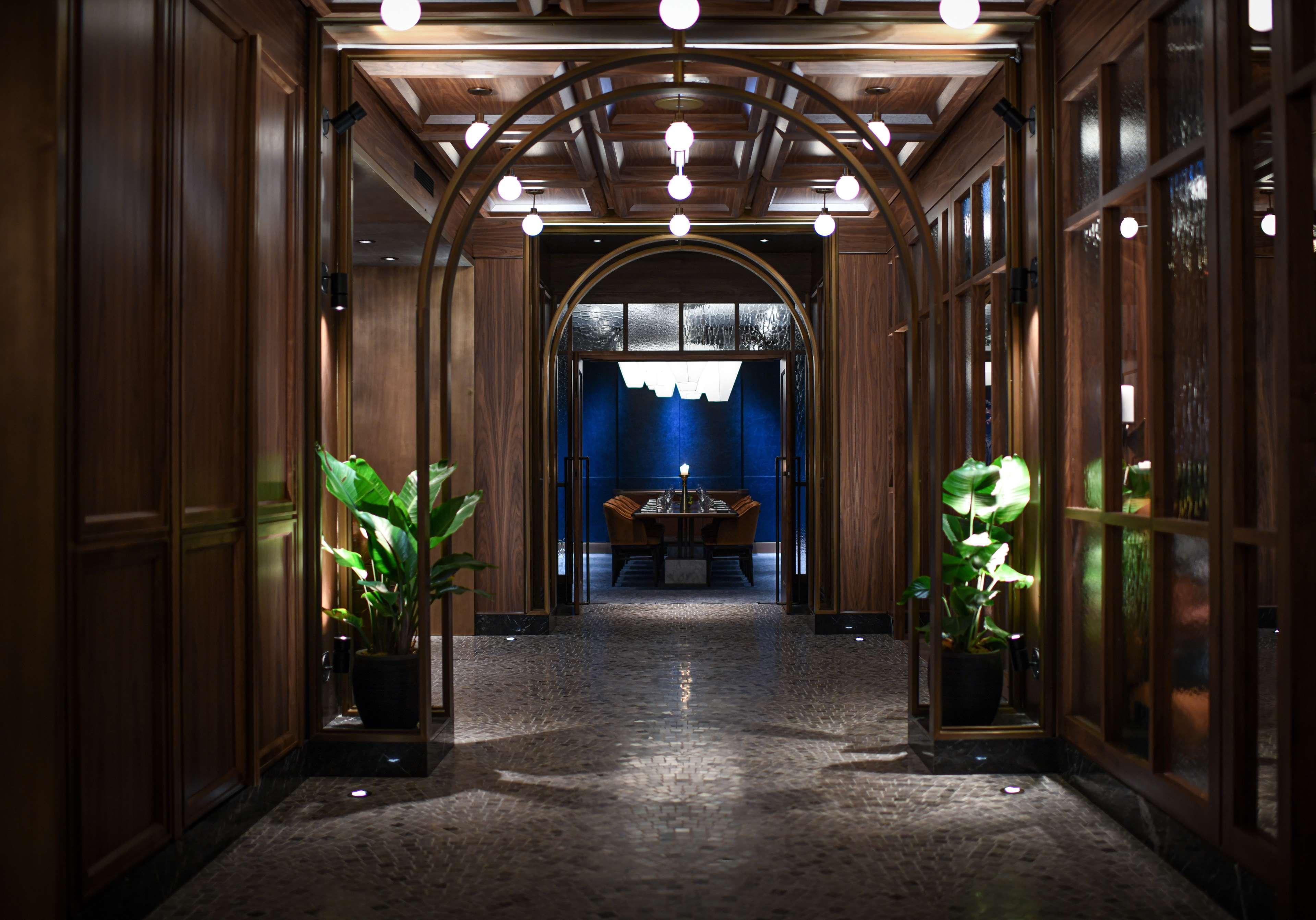 แฟร์มอนต์ รอยัล ยอร์ก Hotel โตรอนโต ภายนอก รูปภาพ The interior of the hotel